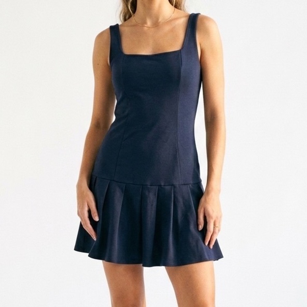 Saints 21 Black Pleated Drop Waist‎ Mini Dress Square Neck Sleeveless XL